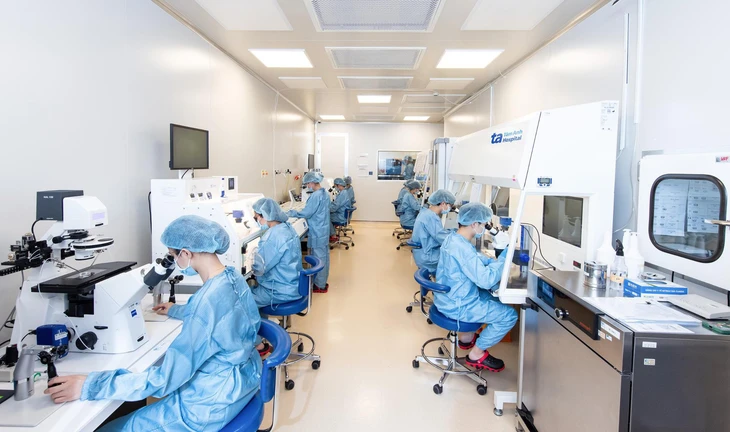 Hệ thống phòng "lab-trong-lab" hiện đại tại IVF Tâm Anh giúp tăng tỷ lệ nuôi cấy phôi chất lượng tốt, tăng cơ hội có thai và sinh con khỏe mạnh. Ảnh: Nguyễn Thắng